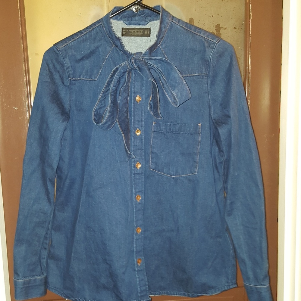 Tie neck denim shirt
